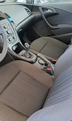 Opel Astra cena 35500 przebieg: 107780, rok produkcji 2014 z Bydgoszcz małe 106